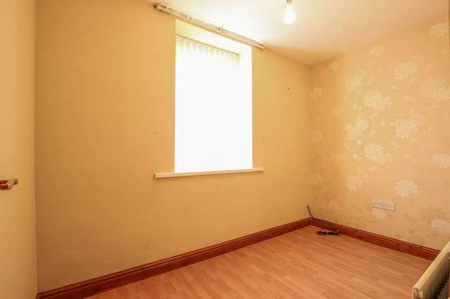  Image of 2 bedroom Cottage for sale in Stricklandgate Kendal LA9 at Kendal Cumbria, LA9 4RA