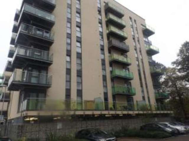  Image of 2 bedroom Maisonette for sale in Academy Way Becontree Dagenham RM8 at 39 Academy Way Dagenham Becontree Heath, RM8 2FJ