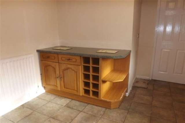  Image of 3 bedroom Detached house to rent in Bristol Avenue Murdishaw Runcorn WA7 at Runcorn, WA7 6JH