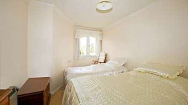  Image of 1 bedroom Retirement Property for sale in Trinity Street Fareham PO16 at 49 Trinity Street  Fareham, PO16 7SX