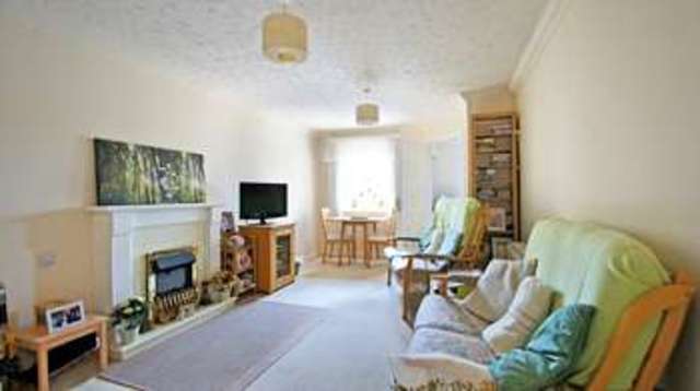  Image of 1 bedroom Retirement Property for sale in Trinity Street Fareham PO16 at 49 Trinity Street  Fareham, PO16 7SX