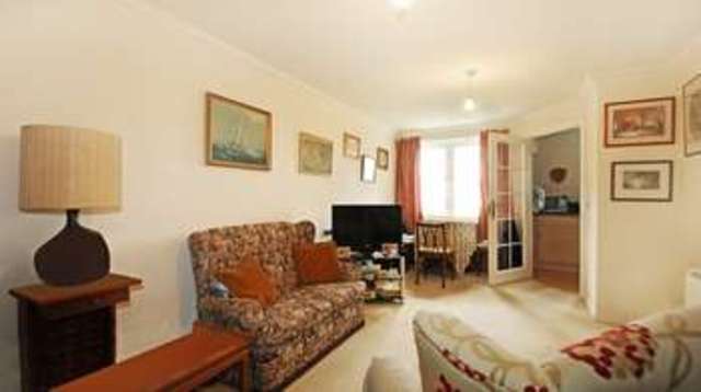  Image of 1 bedroom Retirement Property for sale in Trinity Street Fareham PO16 at 49 Trinity Street  Fareham, PO16 7SX