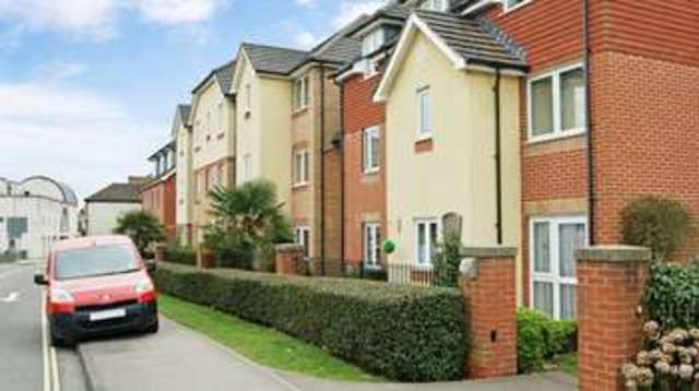  Image of 1 bedroom Retirement Property for sale in Trinity Street Fareham PO16 at 49 Trinity Street  Fareham, PO16 7SX