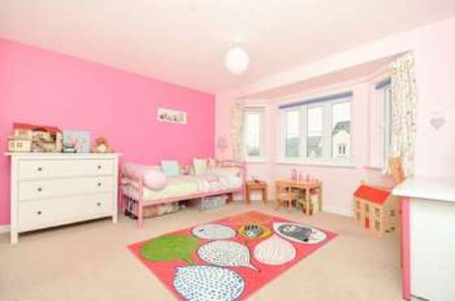  Image of 5 bedroom Detached house for sale in Burnbrae View Bonnyrigg EH19 at Burnbrae View  Bonnyrigg, EH19 3BZ