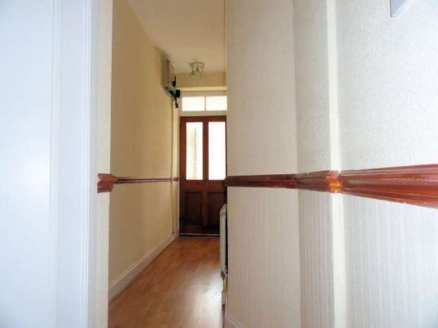  Image of 1 bedroom Flat for sale in Corbiehill Road Edinburgh EH4 at Corbiehill Road  Edinburgh, EH4 5AT