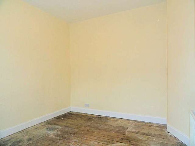  Image of 1 bedroom Flat for sale in Corbiehill Road Edinburgh EH4 at Corbiehill Road  Edinburgh, EH4 5AT