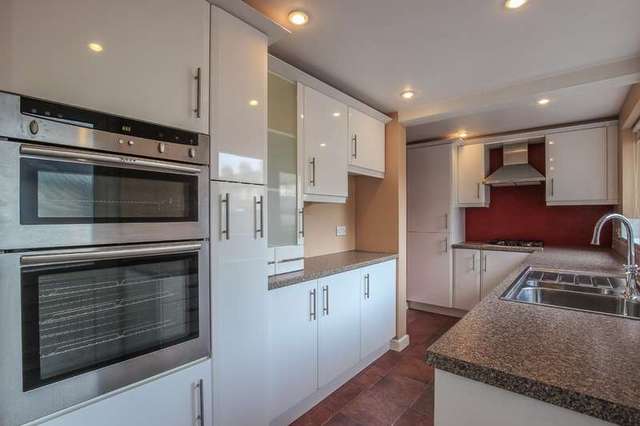  Image of 2 bedroom Terraced house for sale in Park Avenue Kendal LA9 at Kendal Cumbria, LA9 5QW