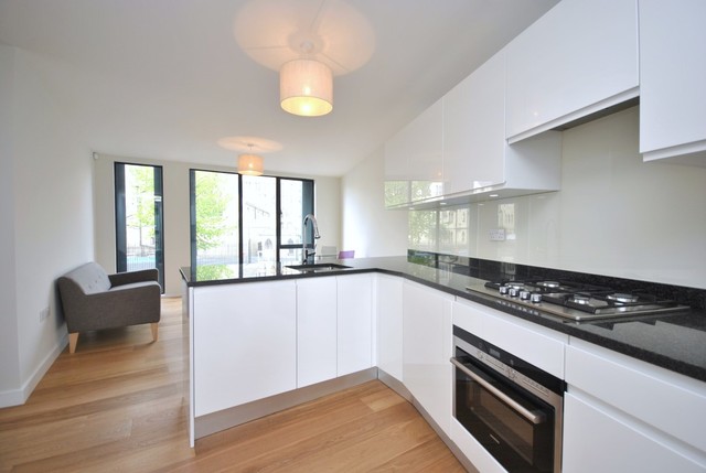  Image of 2 bedroom Flat to rent in Lisson Grove London NW1 at London, NW1 6UN
