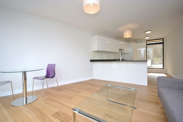 Image of 2 bedroom Flat to rent in Lisson Grove London NW1 at London, NW1 6UN
