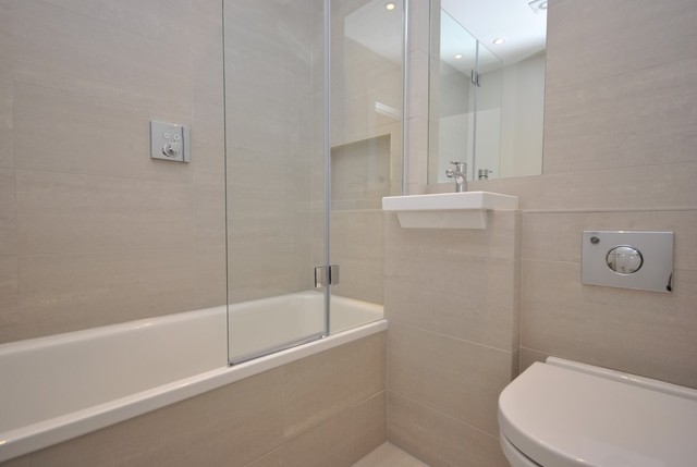  Image of 2 bedroom Flat to rent in Lisson Grove London NW1 at London, NW1 6UN
