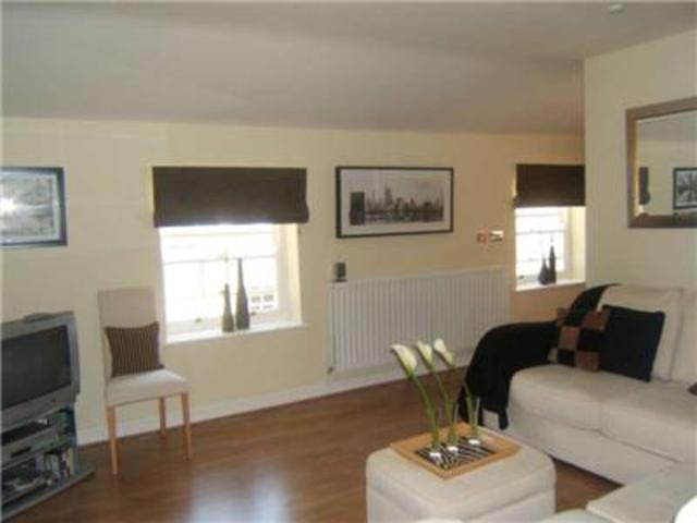  Image of 1 bedroom Flat to rent in Cambray Mews Wellington Street Cheltenham GL50 at Wellington Street  Gloucestershire, GL50 1XL