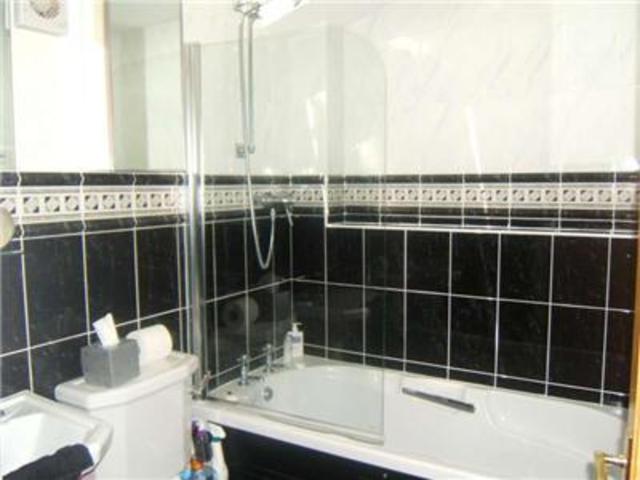  Image of 1 bedroom Flat to rent in Cambray Mews Wellington Street Cheltenham GL50 at Wellington Street  Gloucestershire, GL50 1XL