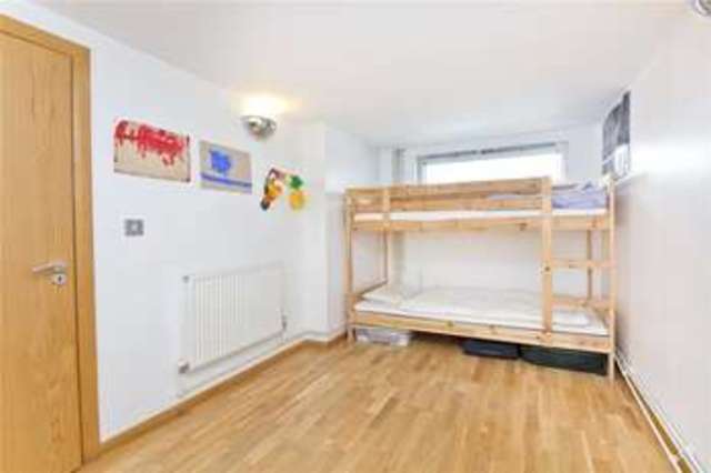  Image of 2 bedroom Flat to rent in Arbutus Street London E8 at Kingsland Road London Dalston, E8 4DT