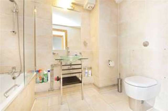  Image of 2 bedroom Flat to rent in Arbutus Street London E8 at Kingsland Road London Dalston, E8 4DT