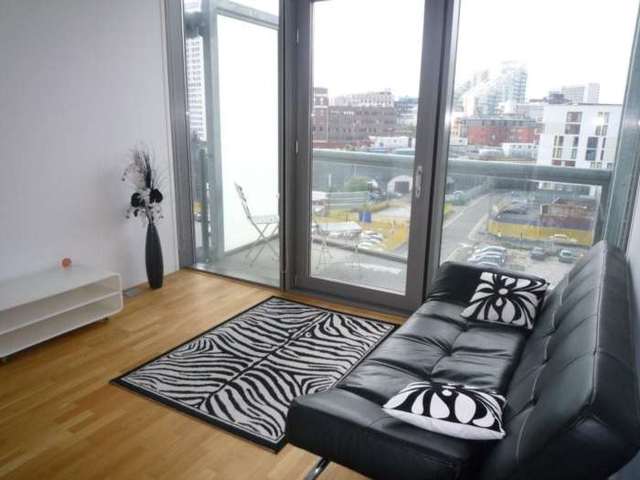  Image of 1 bedroom Studio flat to rent in Greengate Salford M3 at Greengate  Salford, M3 7ND