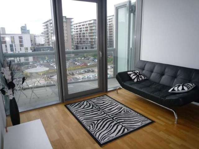  Image of 1 bedroom Studio flat to rent in Greengate Salford M3 at Greengate  Salford, M3 7ND