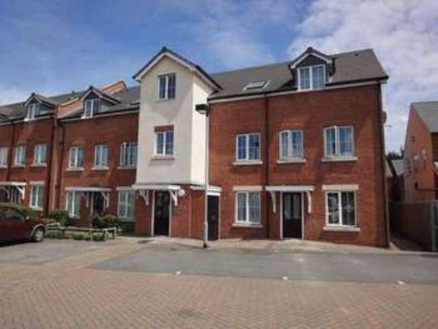  Image of 2 bedroom Flat to rent in Acorn Street Willenhall WV13 at Acorn Street  Willenhall, WV13 1NY