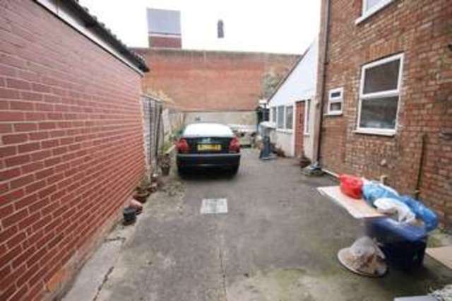  Image of 5 bedroom Semi-Detached house for sale in Adelaide Square Bedford MK40 at Adelaide Square  Bedford, MK40 2RN