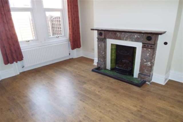  Image of 4 bedroom Terraced house to rent in Albemarle Avenue Gosforth Newcastle upon Tyne NE2 at Newcastle upon Tyne, NE2 3NQ