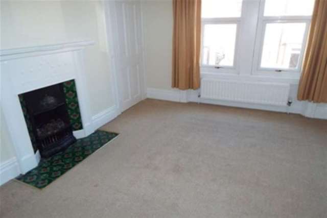  Image of 4 bedroom Terraced house to rent in Albemarle Avenue Gosforth Newcastle upon Tyne NE2 at Newcastle upon Tyne, NE2 3NQ