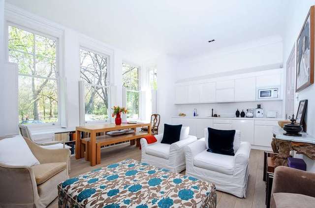  Image of 1 bedroom Ground Flat for sale in Albert Bridge Road London SW11 at Battersea, SW11 4QA