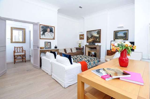  Image of 1 bedroom Ground Flat for sale in Albert Bridge Road London SW11 at Battersea, SW11 4QA