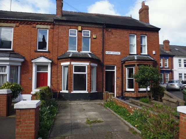  Image of 2 bedroom Terraced house for sale in Albert Crescent Lincoln LN1 at Albert Crescent  Lincoln, LN1 1LX