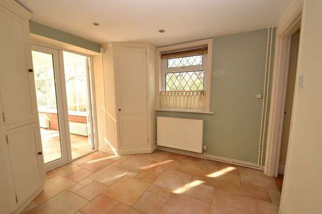  Image of 2 bedroom Detached house for sale in Camel Green Road Alderholt Fordingbridge SP6 at Alderholt Fordingbridge, SP6 3AN