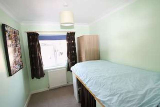  Image of 3 bedroom Semi-Detached house for sale in Allington Road Paddock Wood Tonbridge TN12 at Allington Road  Paddock Wood, TN12 6AP