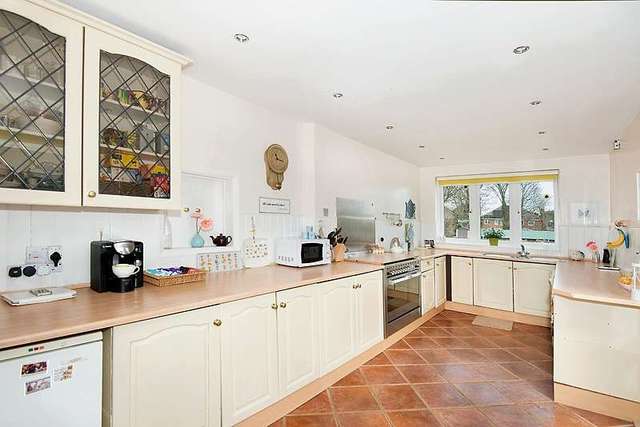 Image of 5 bedroom Detached house for sale in Alpha Road Birchington CT7 at Birchington, CT7 9ED