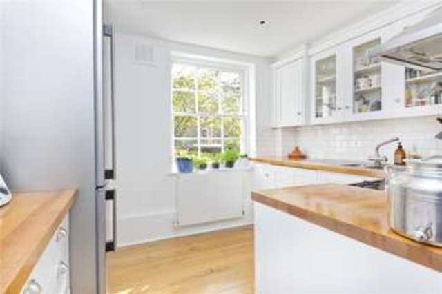  Image of 1 bedroom Flat for sale in Alwyne Place London N1 at Canonbury London Essex Road, N1 2NL