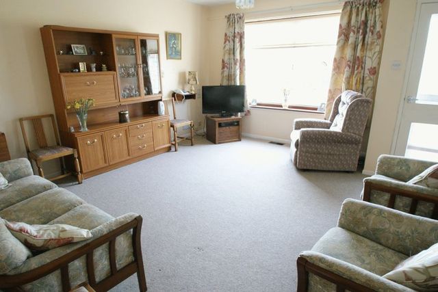  Image of 2 bedroom Bungalow for sale in Amberley Gardens Nailsea Bristol BS48 at Amberley Gardens Nailsea Nailsea, BS48 2HT