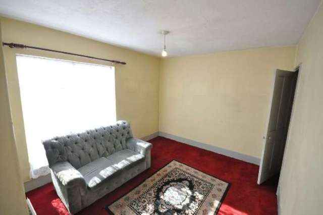  Image of 3 bedroom Terraced house for sale in Amity Road Reading RG1 at Amity Road  Reading, RG1 3LL