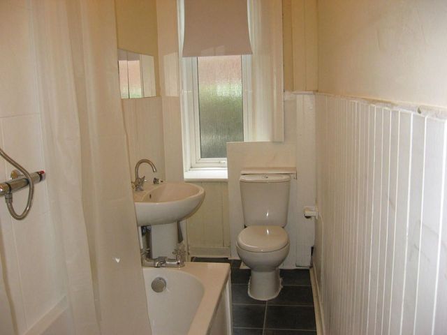  Image of 1 bedroom Flat to rent in Apsley Street Glasgow G11 at Partick Glasgow Glasgow, G11 7SW