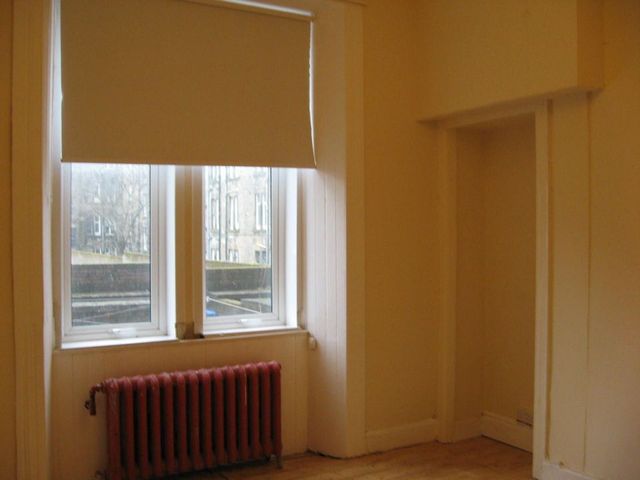  Image of 1 bedroom Flat to rent in Apsley Street Glasgow G11 at Partick Glasgow Glasgow, G11 7SW