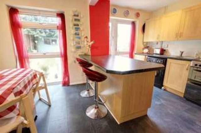  Image of 3 bedroom Detached house for sale in Ashdown Way Romsey SO51 at Ashdown Way Halterworth Romsey, SO51 5QR