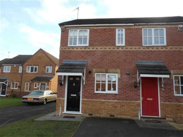  Image of 2 bedroom Terraced house to rent in Astbury Close Bloxwich Walsall WS3 at Bloxwich, WS3 3YB