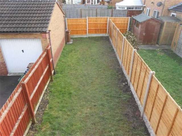  Image of 2 bedroom Terraced house to rent in Astbury Close Bloxwich Walsall WS3 at Bloxwich, WS3 3YB