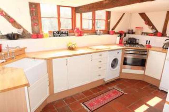  Image of 3 bedroom Detached house for sale in Astley Burf Stourport-on-Severn DY13 at Astley Burf Stourport-On-Severn, DY13 0RX