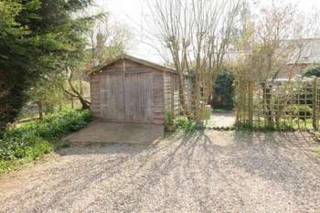  Image of 3 bedroom Detached house for sale in Astley Burf Stourport-on-Severn DY13 at Astley Burf Stourport-On-Severn, DY13 0RX