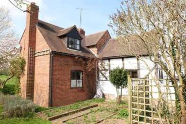  Image of 3 bedroom Detached house for sale in Astley Burf Stourport-on-Severn DY13 at Astley Burf Stourport-On-Severn, DY13 0RX