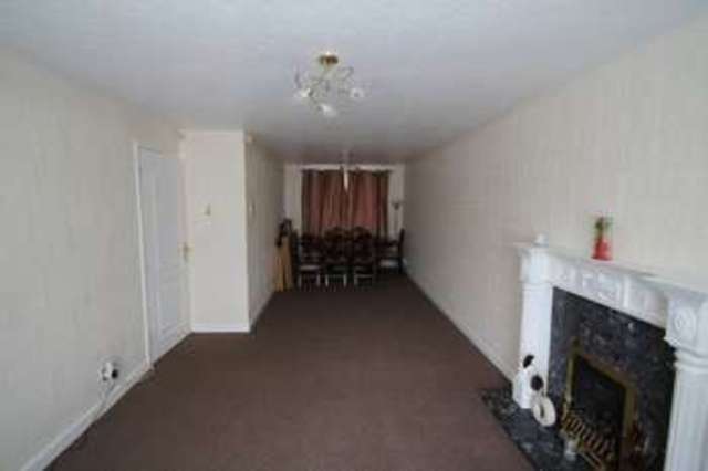  Image of 3 bedroom Semi-Detached house to rent in Augusta Close Rochdale OL12 at Augusta Close Cronkeyshaw Rochdale, OL12 6HT