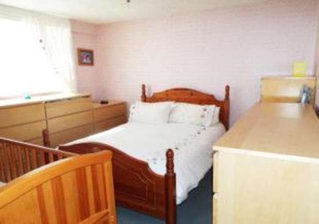  Image of 5 bedroom Terraced house for sale in Aveling Close Hoo Rochester ME3 at Hoo Rochester Hoo, ME3 9BZ