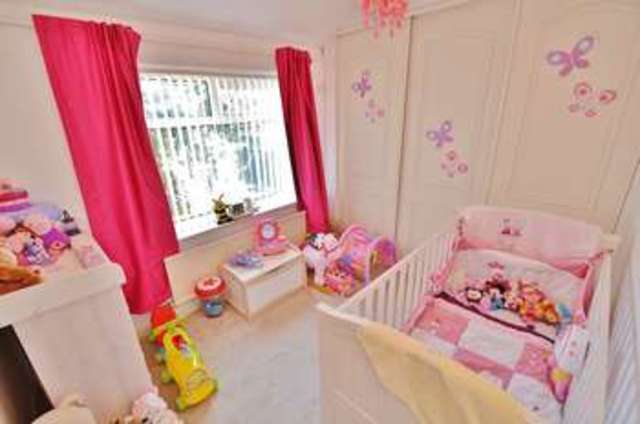  Image of 3 bedroom Semi-Detached house for sale in Avondale Drive Salford M6 at Avondale Drive  Salford, M6 7PD