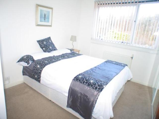  Image of 3 bedroom Semi-Detached house to rent in Baberton Mains Drive Edinburgh EH14 at Juniper Green Edinburgh Edinburgh, EH14 3BT