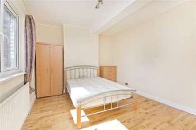  Image of 2 bedroom Flat to rent in Balls Pond Road London N1 at Canonbury, N1 4BW