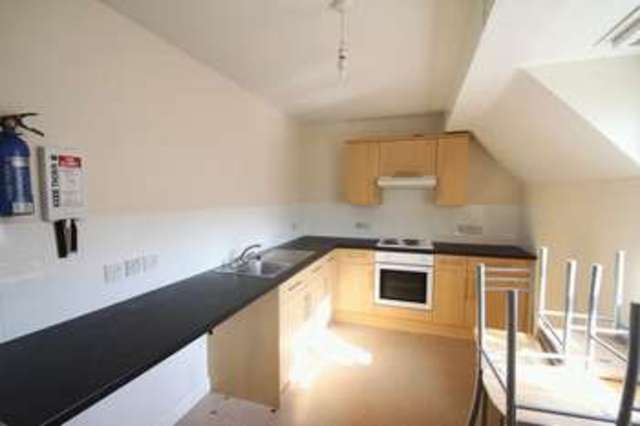  Image of 2 bedroom Terraced house to rent in High Street Bangor LL57 at Bangor, LL57 1NX