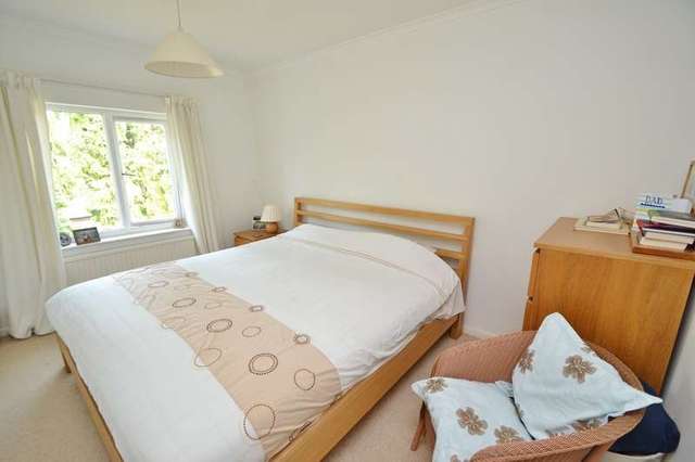  Image of 4 bedroom Terraced house for sale in Ranelagh Gardens Shirley Southampton SO15 at Southampton, SO15 2TH