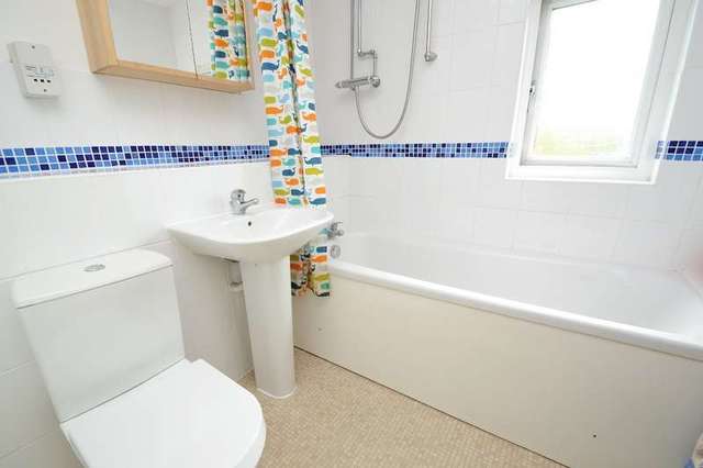  Image of 4 bedroom Terraced house for sale in Ranelagh Gardens Shirley Southampton SO15 at Southampton, SO15 2TH