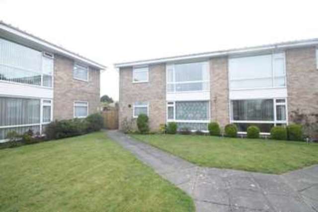  Image of 2 bedroom Flat for sale in North Acre Banstead SM7 at North Acre  Banstead, SM7 2EG